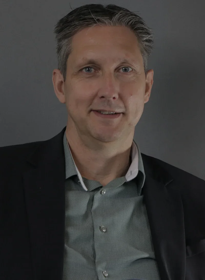 Theo van den Bos